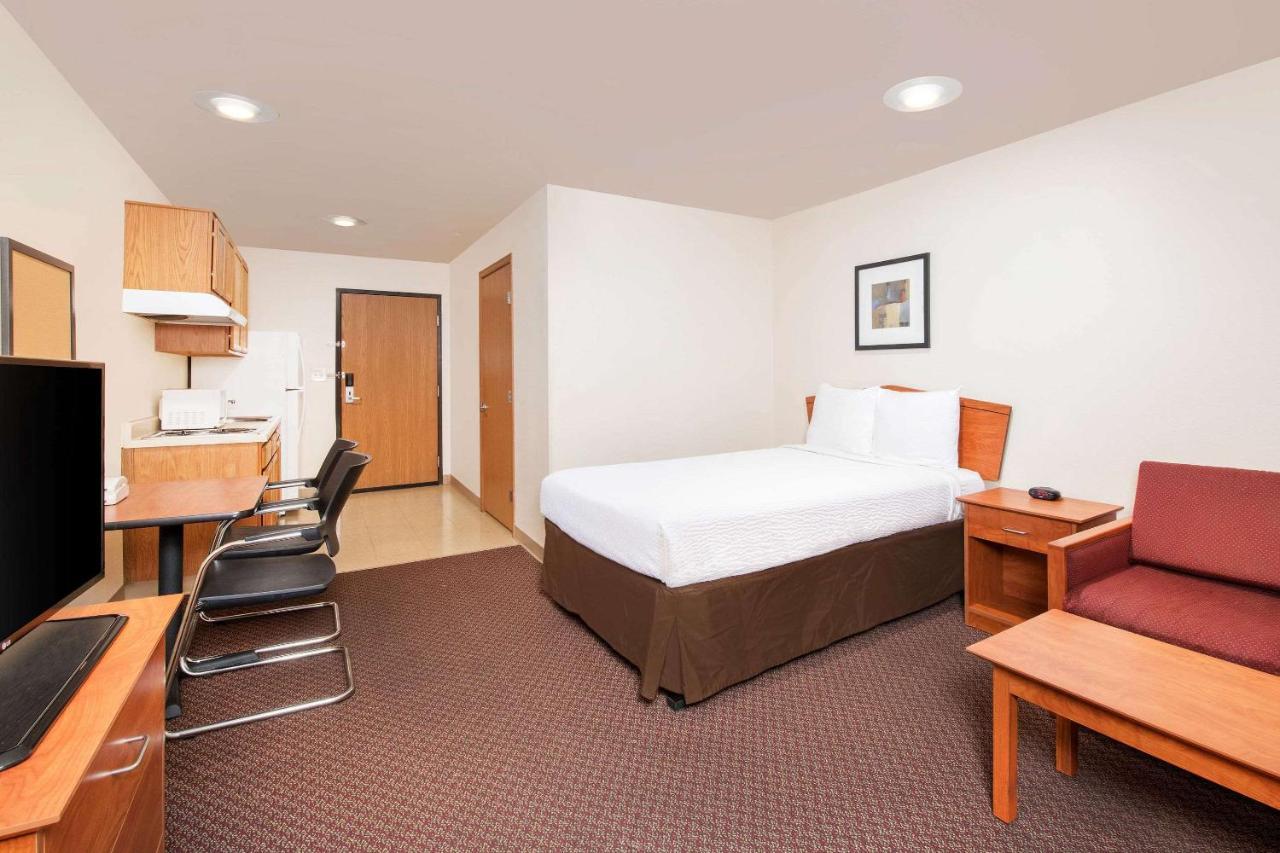 Woodspring Suites Columbus Fort Moore Exterior foto