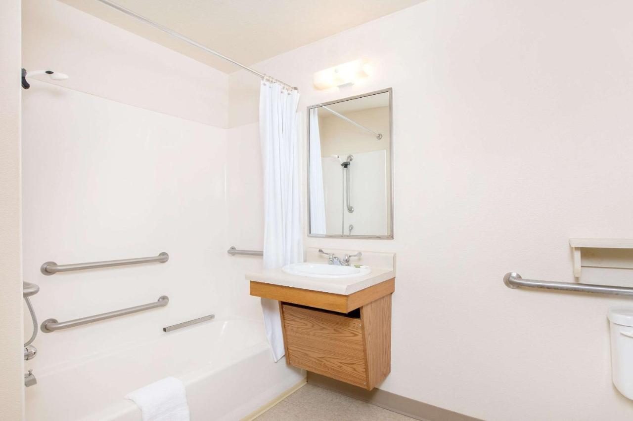 Woodspring Suites Columbus Fort Moore Exterior foto
